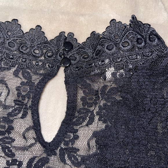 Blouse - Picture 4 of 4